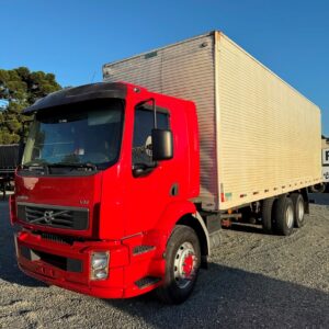 VOLVO VM 270 6X2 BAÚ 2013
